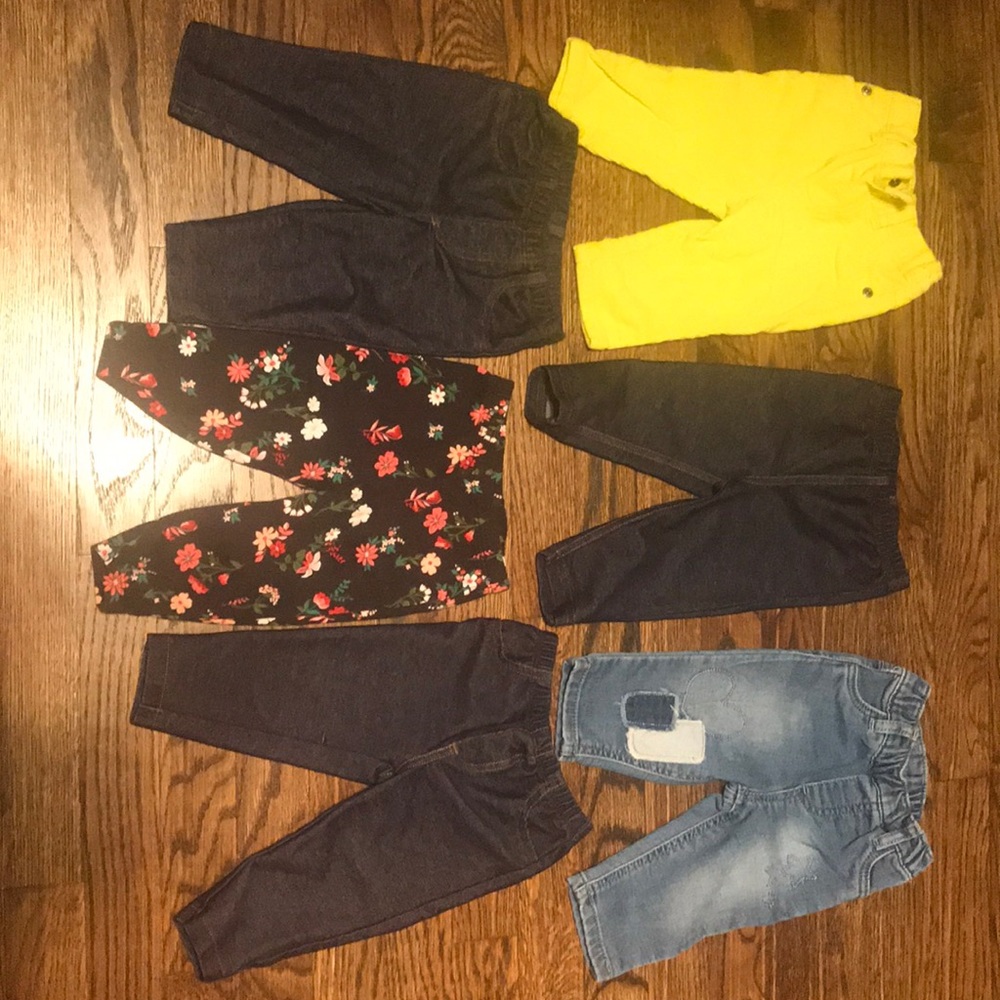Carter’s 6 month pants bundle for baby girl!